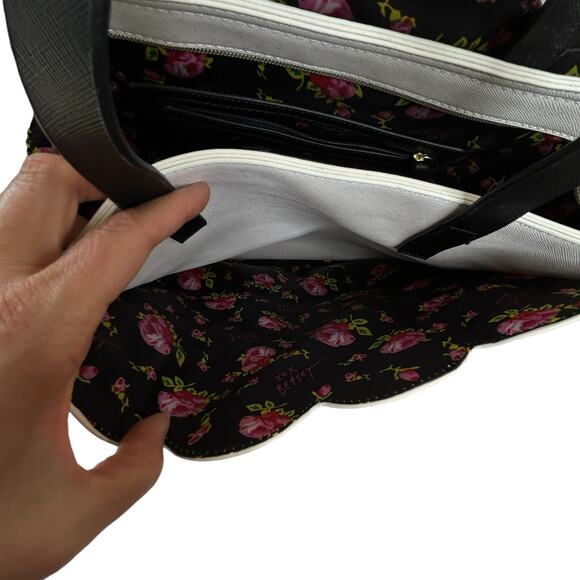 Betsey Johnson Bee Tote Bag Purse Black & White Scallop Logo Statement Handbag - Picture 13 of 16